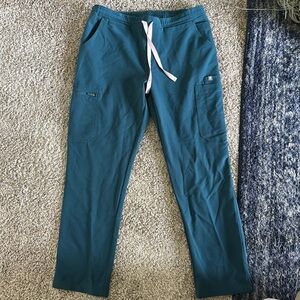 Figs High Waisted Yola Skinny Scrub Pants™ Sold out Color